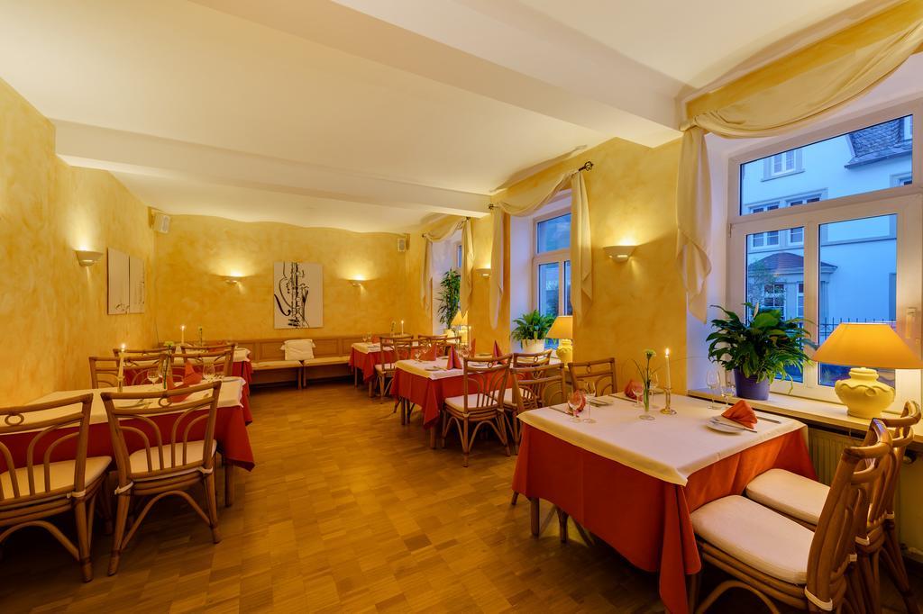 Moselhotel Ludwigs Kowerich Bagian luar foto