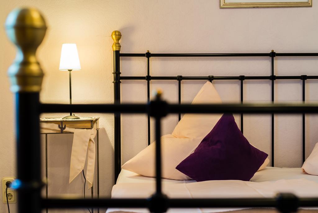 Moselhotel Ludwigs Kowerich Ruang foto