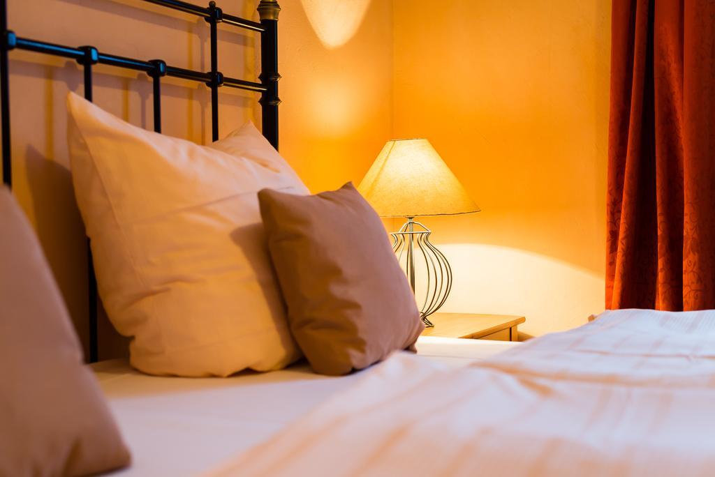 Moselhotel Ludwigs Kowerich Ruang foto
